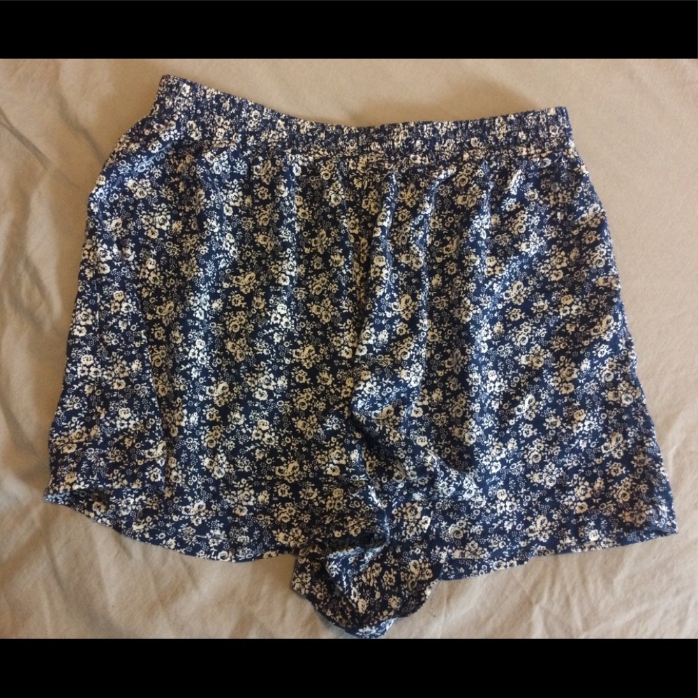 Xs floral festival boho shorts F21 brand